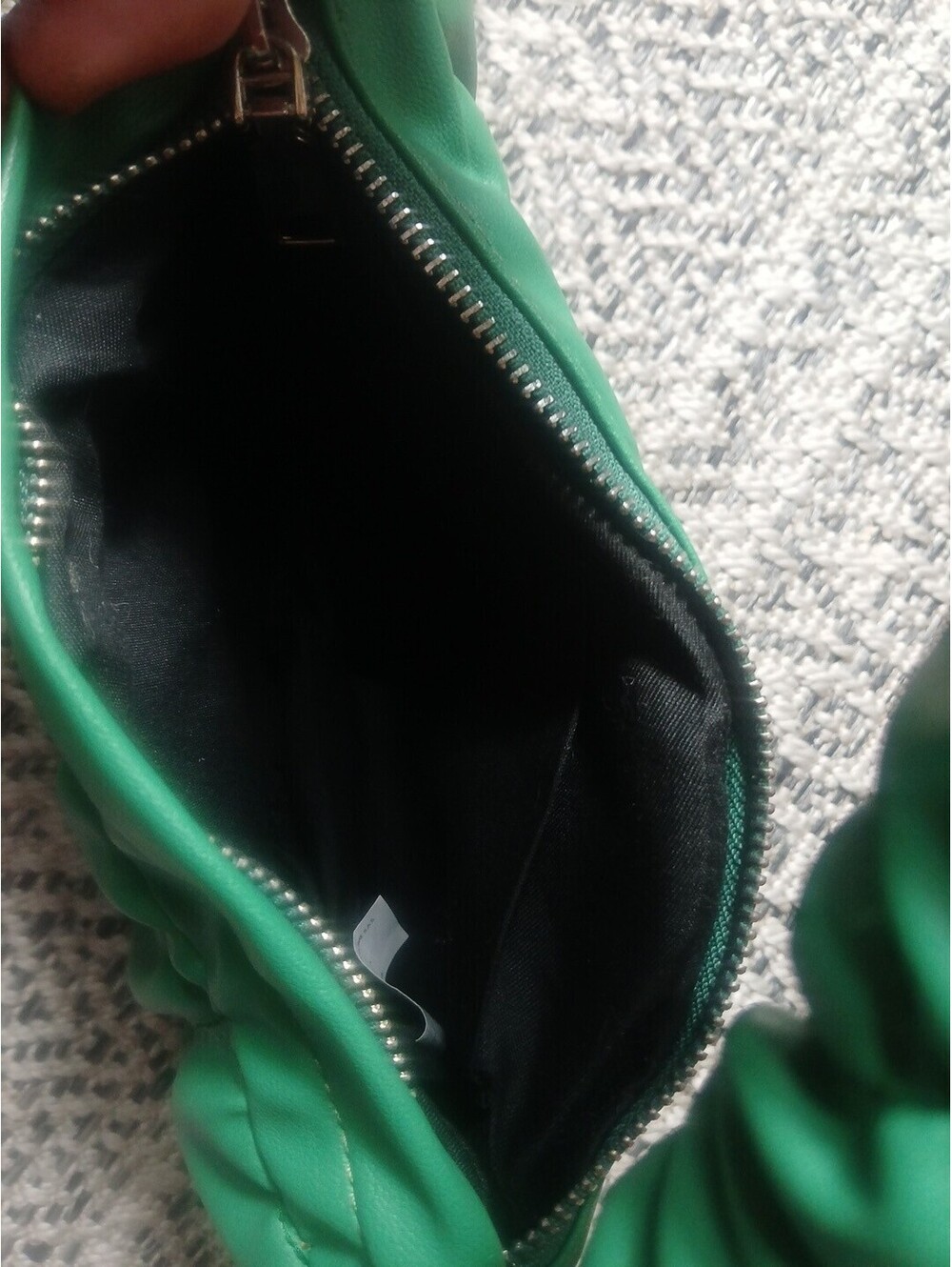 Green Puff Purse - Picture 4 of 5